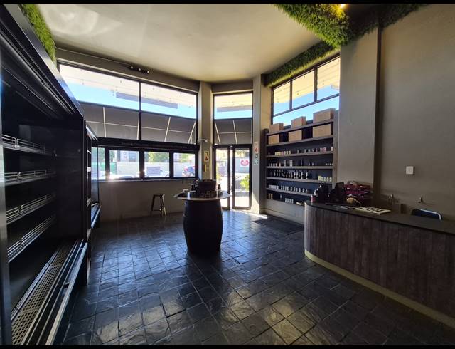 205M² RETAIL TO LET IN SANDTON CENTRAL